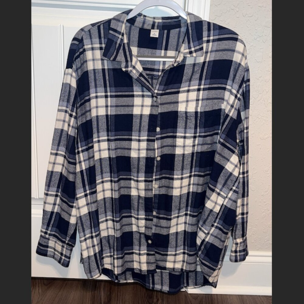 Old Navy- Blue and white plaid flannel